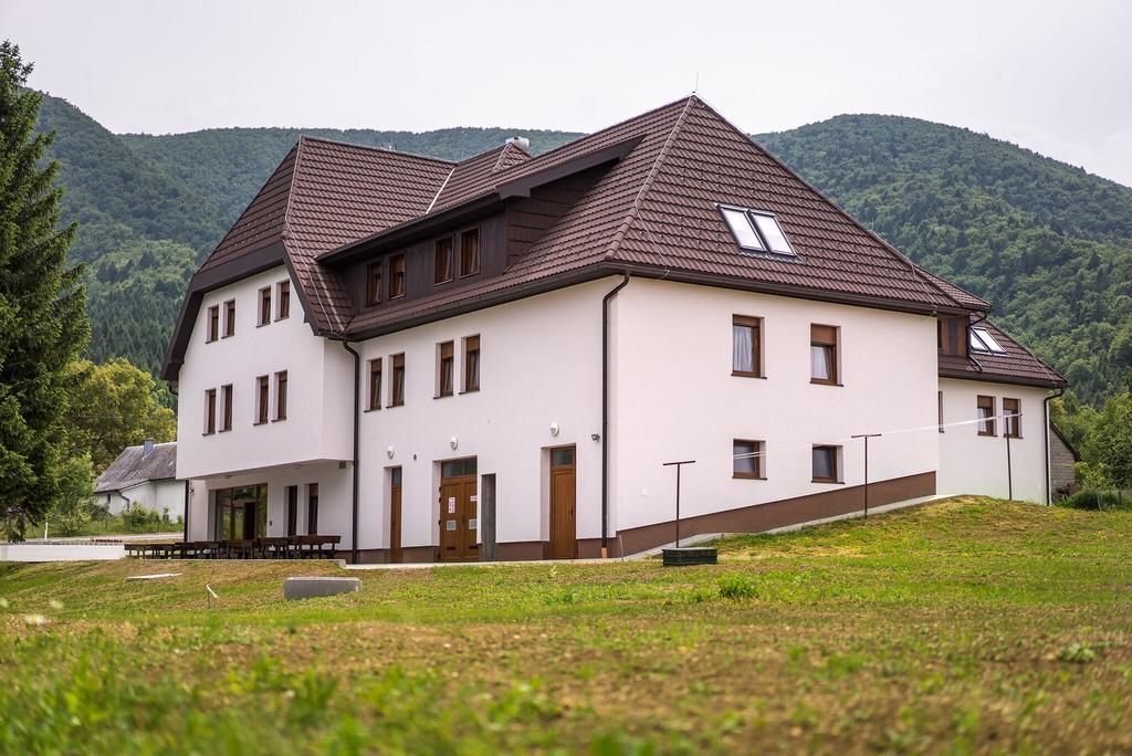 B&B Villa Angy Korenica Exterior foto